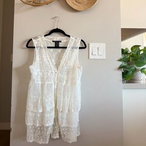White Lace Tiered Vest - Sheer Floral Overlay, Size Large